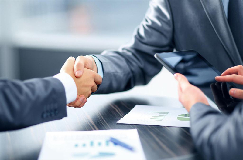 Ghi sổ cho phép người mua thanh toán sau khi nhận hàng, thường áp dụng với đối tác có quan hệ hợp tác lâu dài và tin cậy.