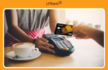 Bạn có thể thanh toán hàng hóa/dịch vụ bằng thẻ tín dụng LPBank tại các cửa hàng có trang bị máy POS/mPOS